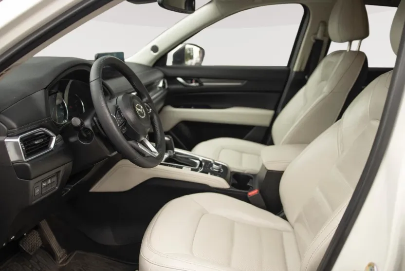 2021 Mazda CX-5 Grand Touring photo 1