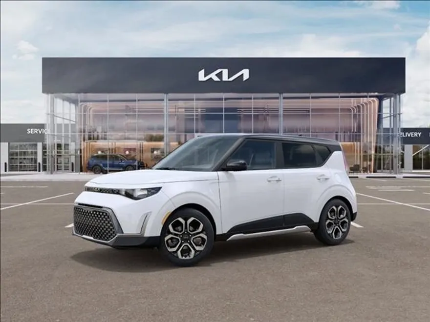 2025 Kia Soul EX photo 1