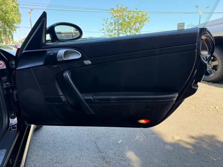 2005 Porsche 911 S photo 17
