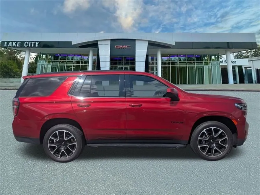 2021 Chevrolet Tahoe RST photo 1