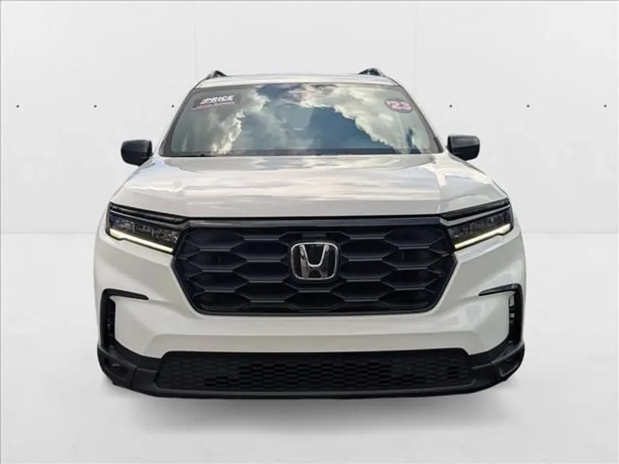 2023 Honda Pilot Sport photo 1