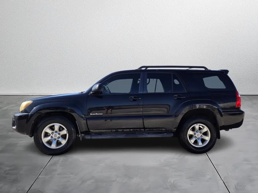 2007 Toyota 4Runner SR5 photo 1