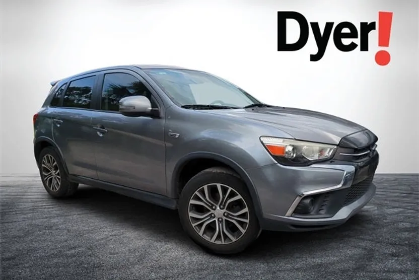 2018 Mitsubishi Outlander Sport ES photo 1