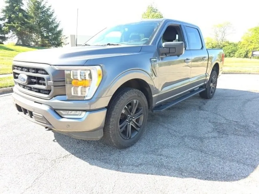 2021 Ford F-150 XLT photo 1