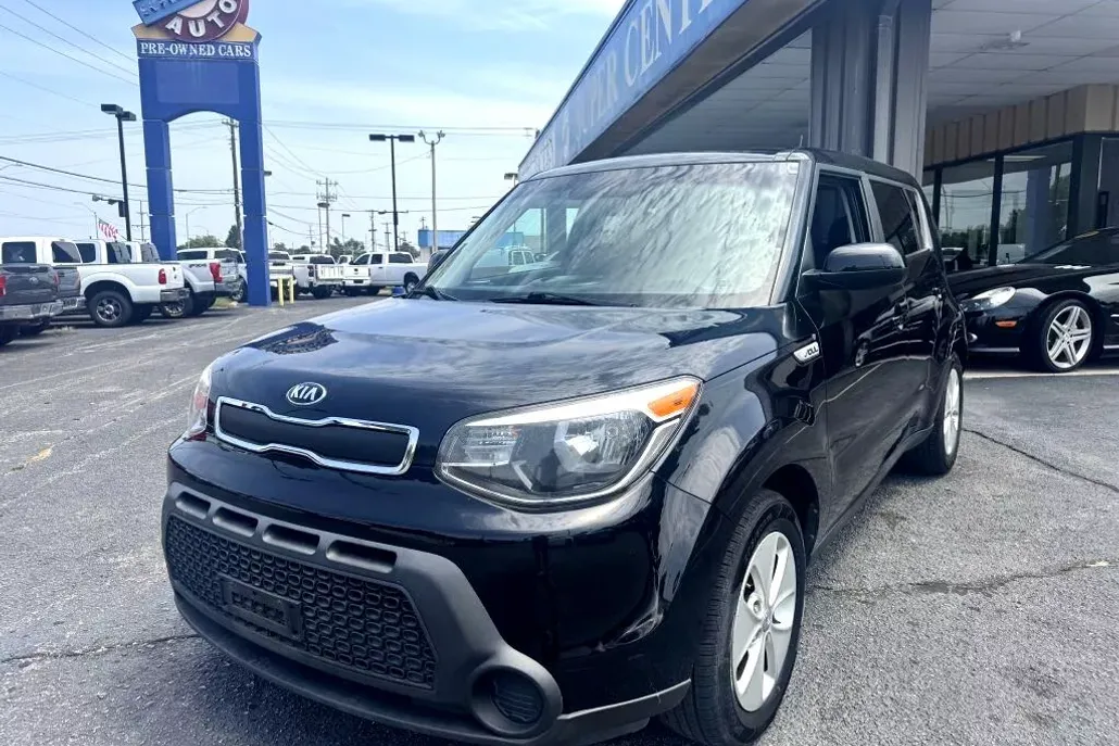 2016 Kia Soul Base photo 1