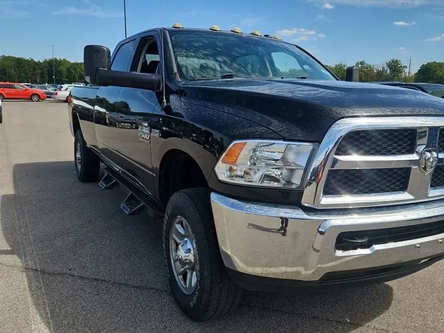 2017 Ram 2500 Tradesman photo 1