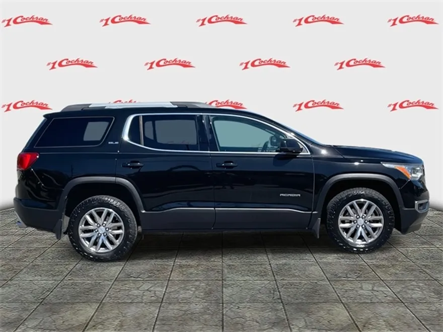 2017 Gmc Acadia SLE photo 1