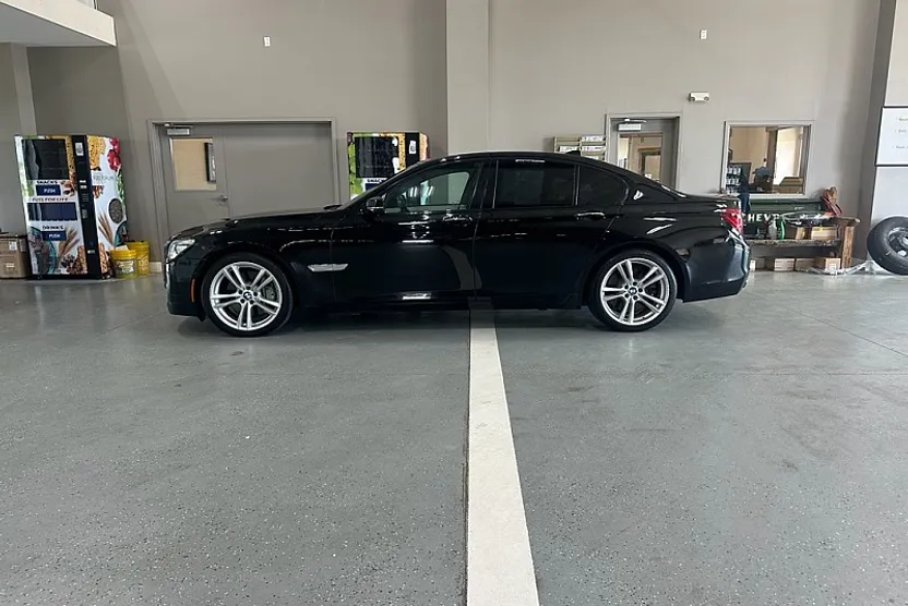 2013 Bmw 750i / ALPINA B7 photo 1