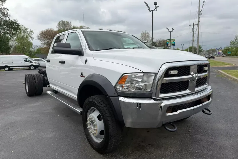 2018 Ram 5500 Laramie photo 1