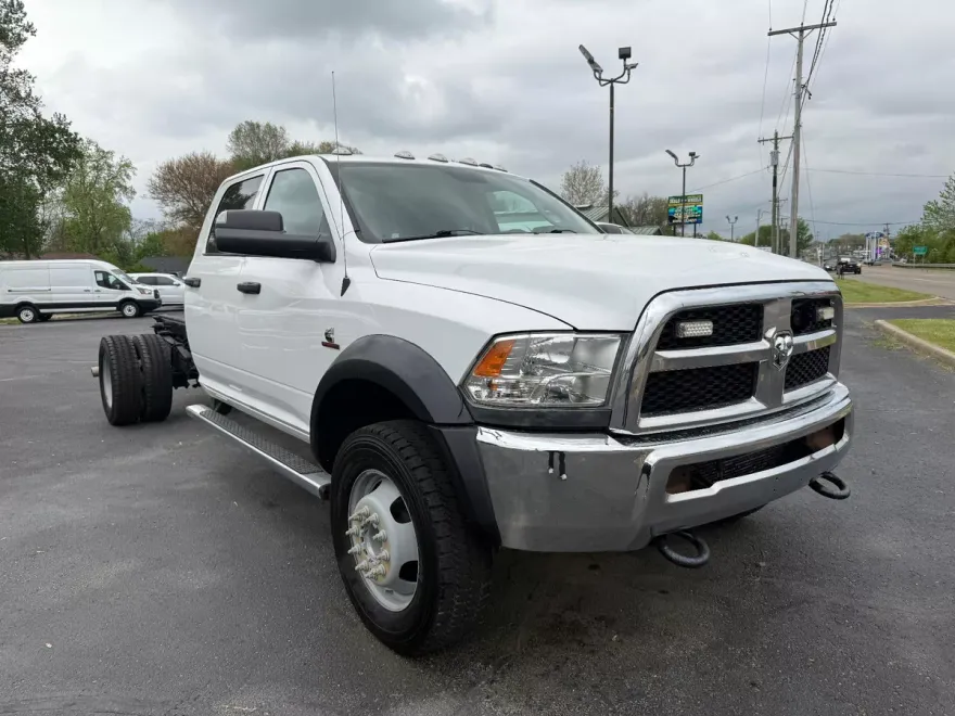 2018 Ram 5500 Laramie photo 1