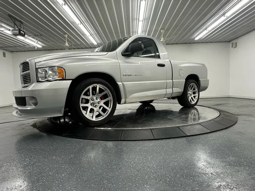 2004 Dodge Ram photo 1