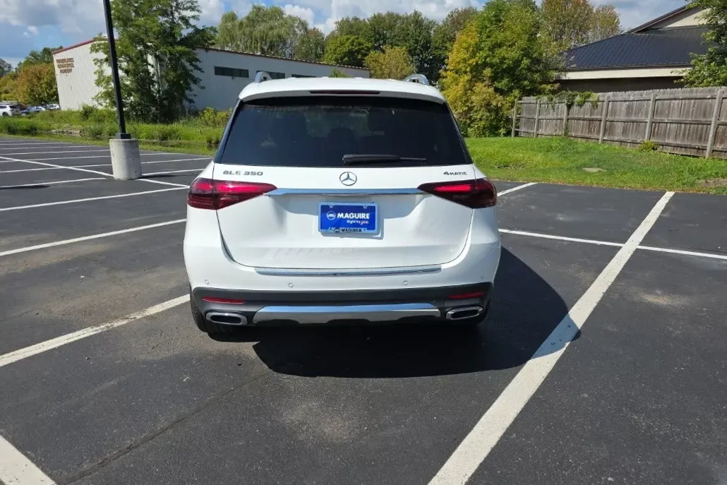 2024 Mercedes Benz GLE 350 4MATIC photo 1