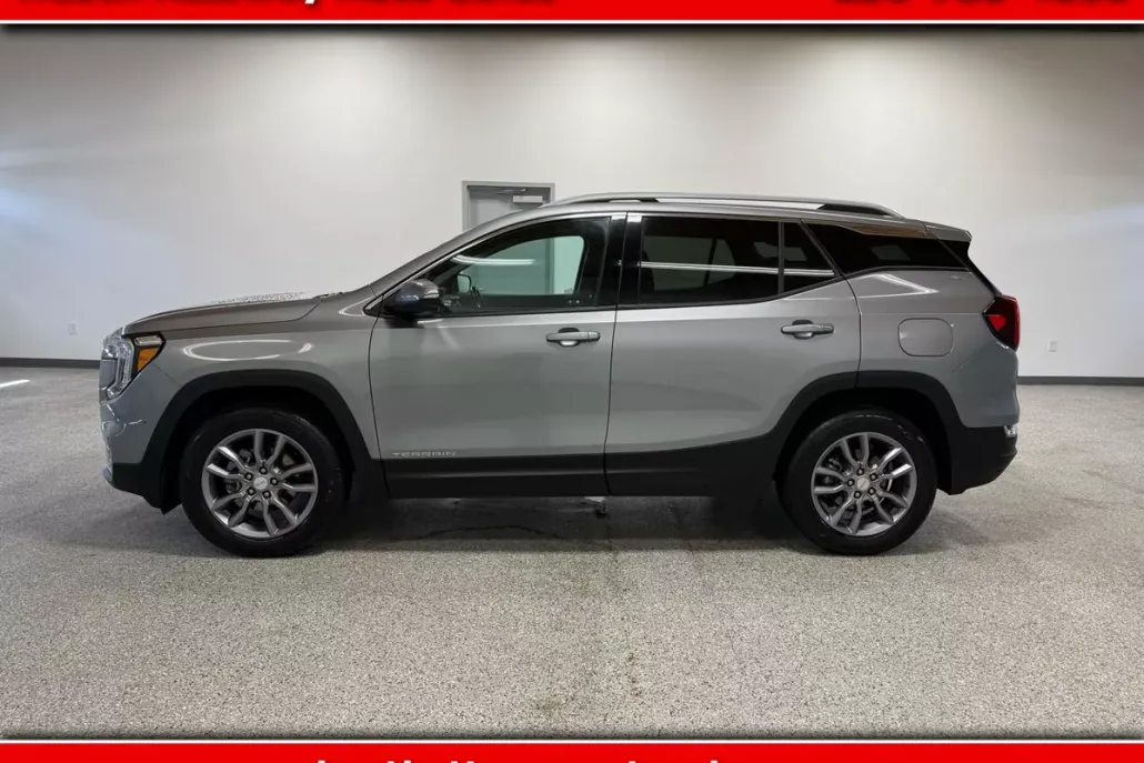 2024 Gmc Terrain SLT photo 1