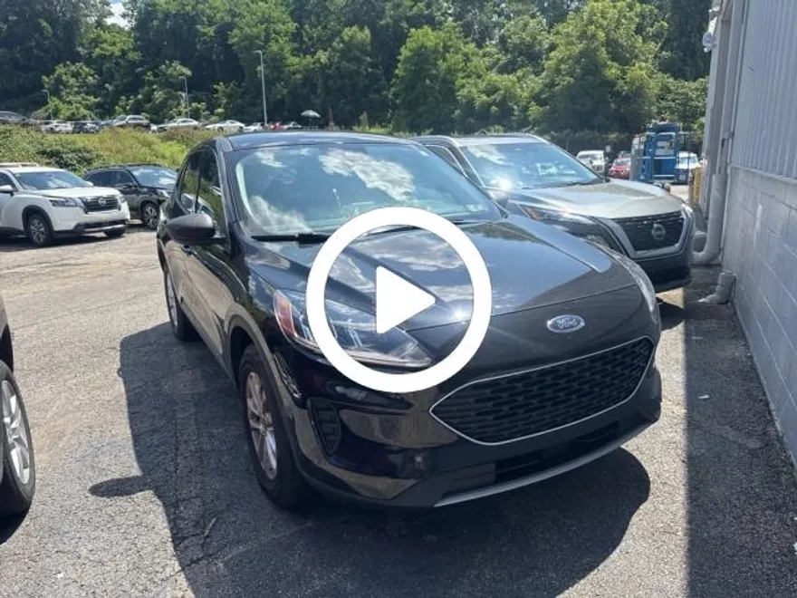 2022 Ford Escape SE photo 1