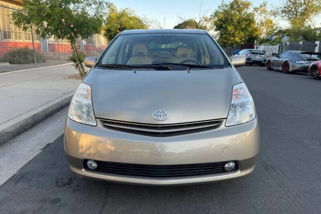 2005 Toyota Prius photo 1