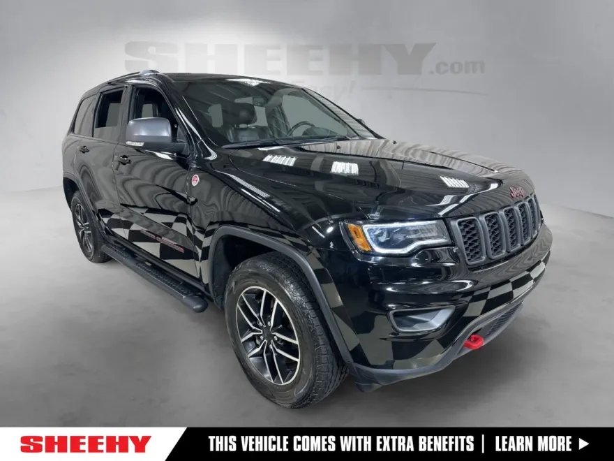 2021 Jeep Grand Cherokee Trailhawk photo 1