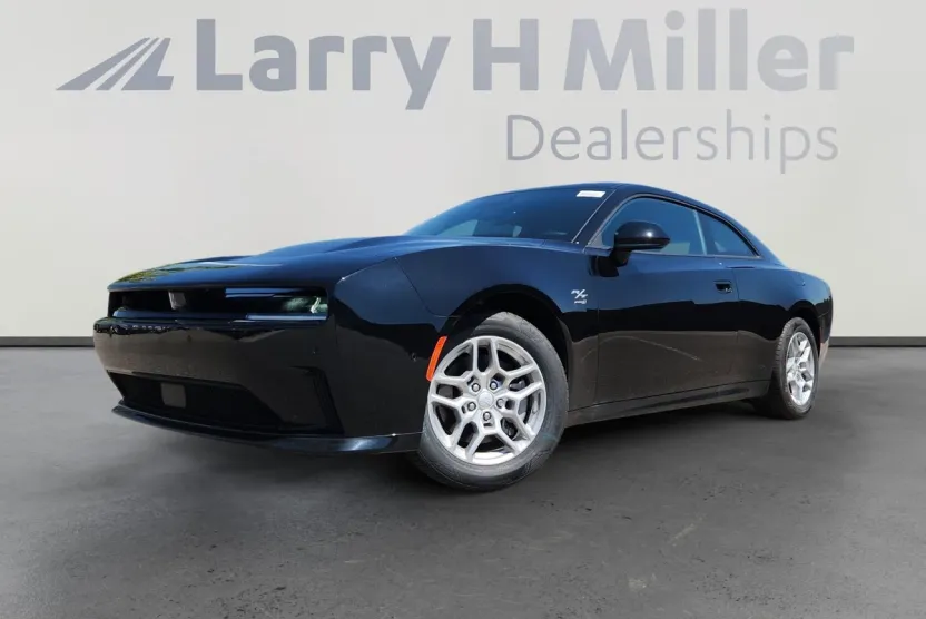 2025 Dodge Charger Daytona R/T photo 1