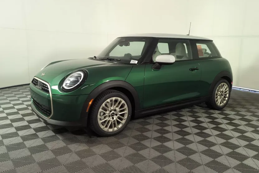 2026 Mini Cooper Signature photo 1