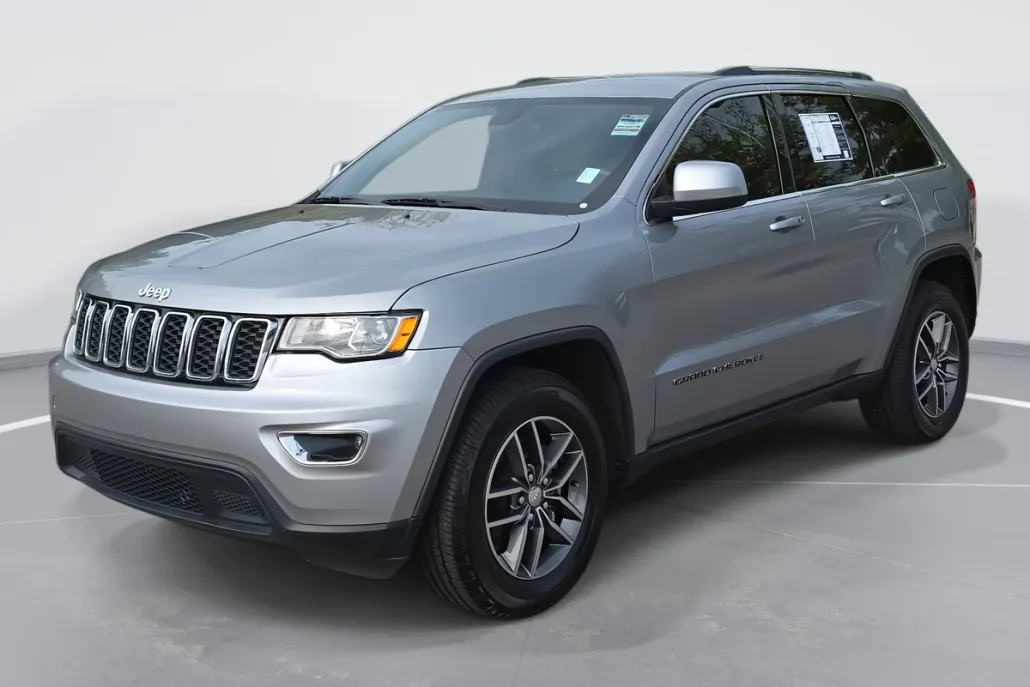 2018 Jeep Grand Cherokee Laredo E photo 1