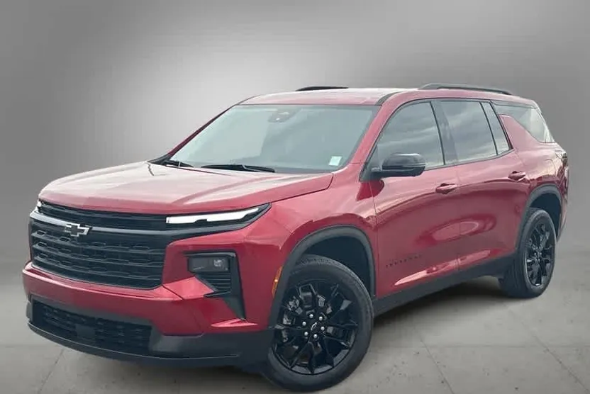 2024 Chevrolet Traverse photo 1