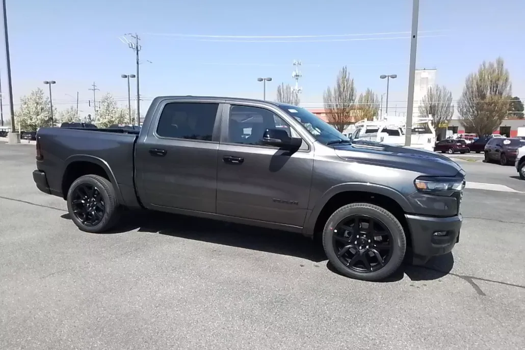 2025 Ram 1500 Laramie photo 1