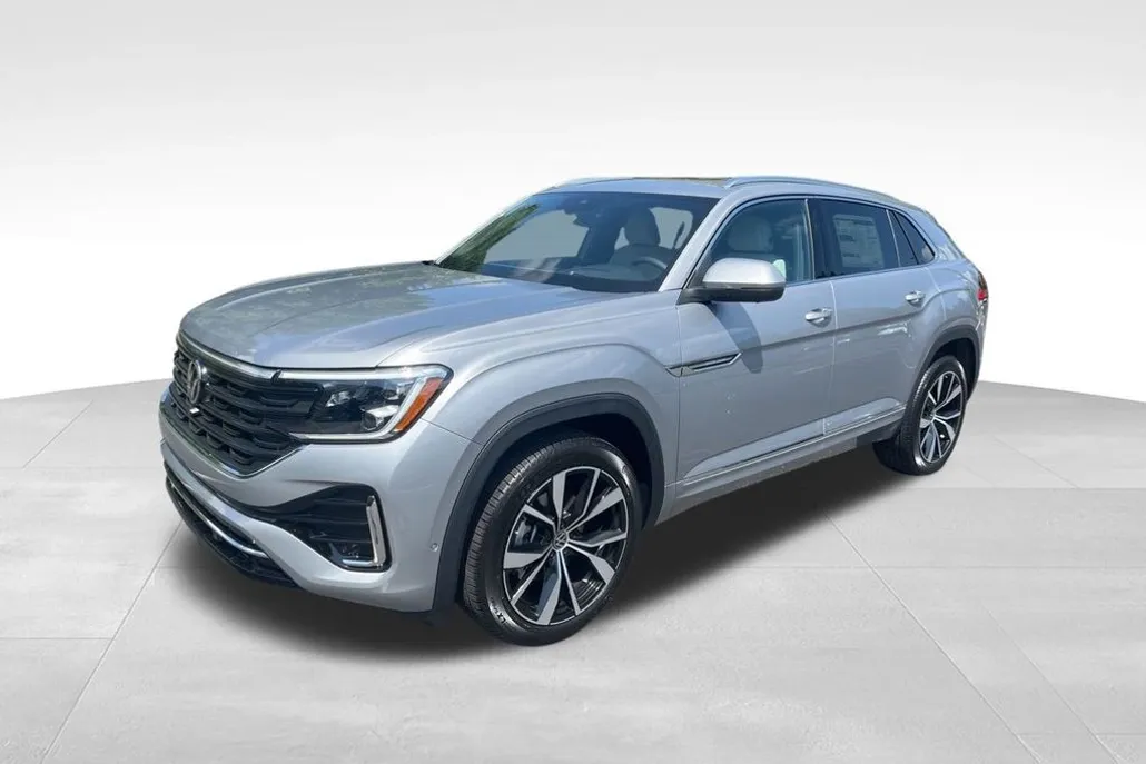 2026 Volkswagen Atlas Cross Sport SEL Premium R-Line photo 1