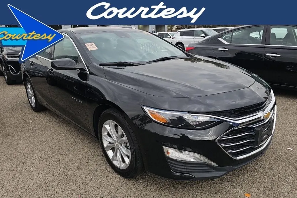 2023 Chevrolet Malibu 1LT photo 1