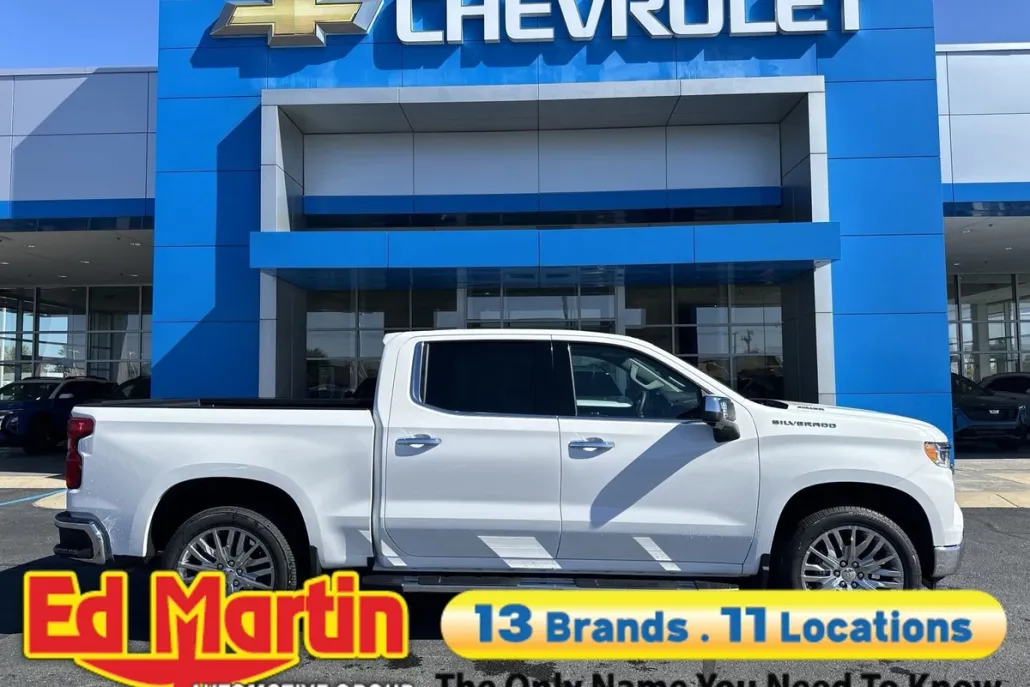 2025 Chevrolet Silverado 1500 LTZ photo 1