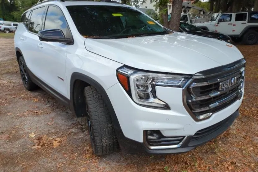 2022 Gmc Terrain AT4 photo 1