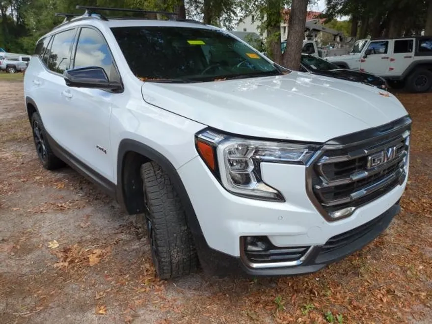 2022 Gmc Terrain AT4 photo 1