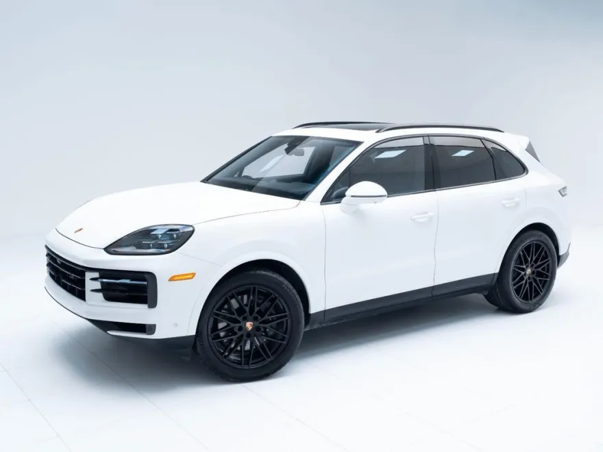 2022 Porsche Cayenne GTS photo 34