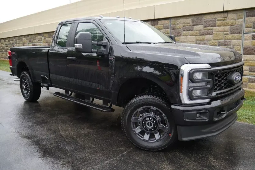 2026 Ford F-350 XL photo 1