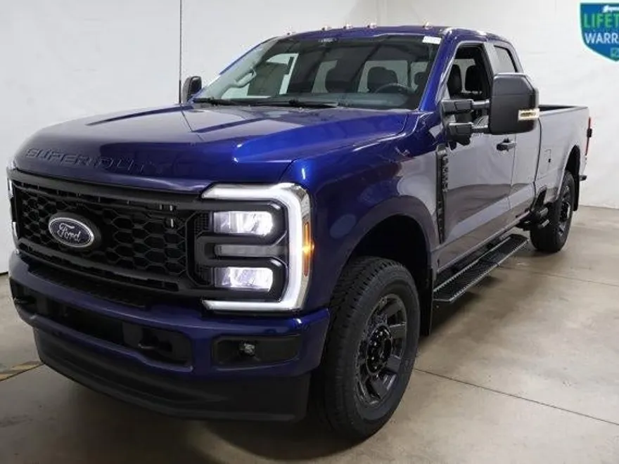2026 Ford F-350 XL photo 1