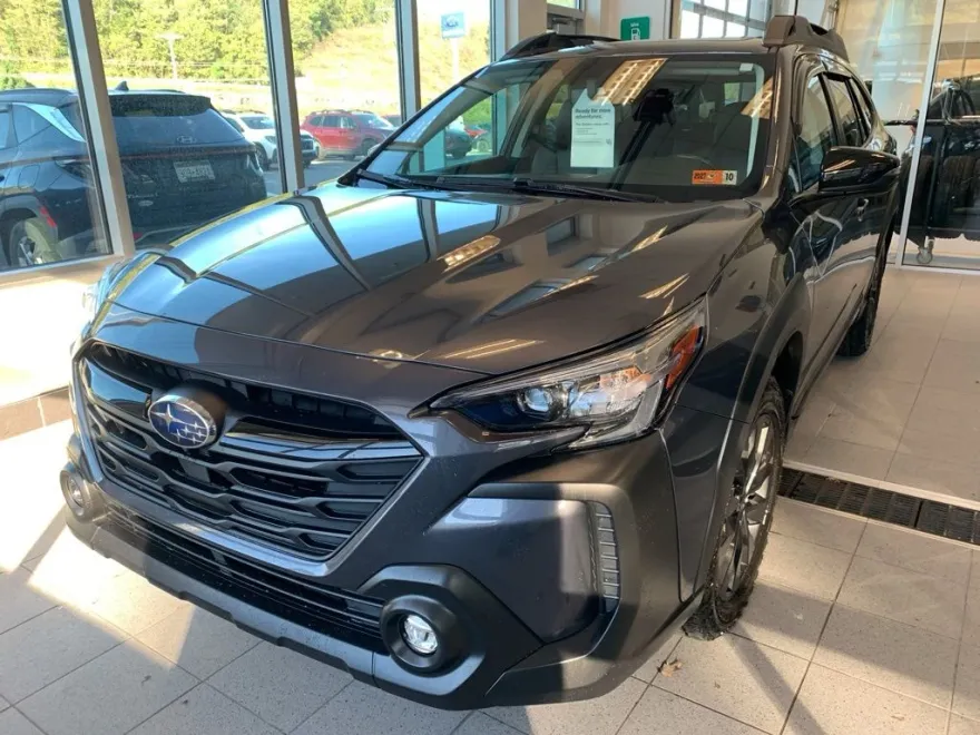 2023 Subaru Outback Onyx Edition photo 1