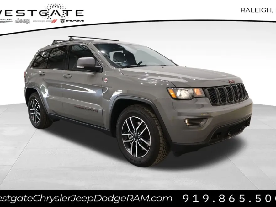 2021 Jeep Grand Cherokee Trailhawk photo 1