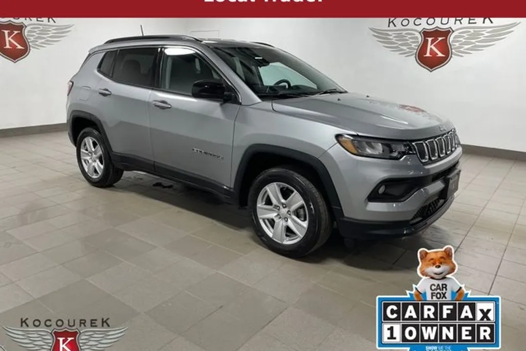 2022 Jeep Compass Latitude photo 1