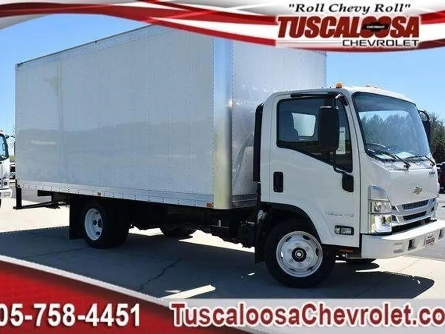 2025 Chevrolet Silverado 4500HD Base photo 1