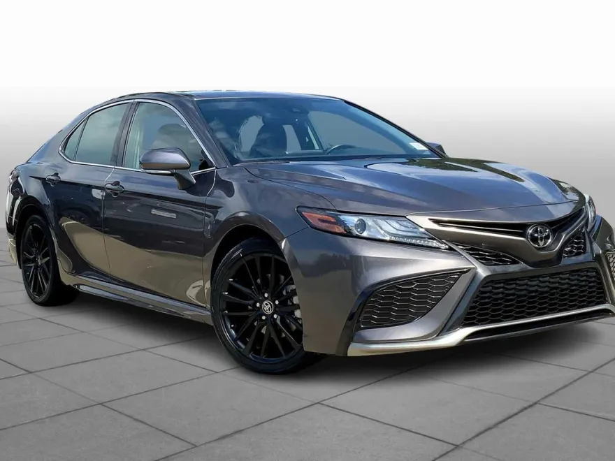 2023 Toyota Camry XSE photo 1