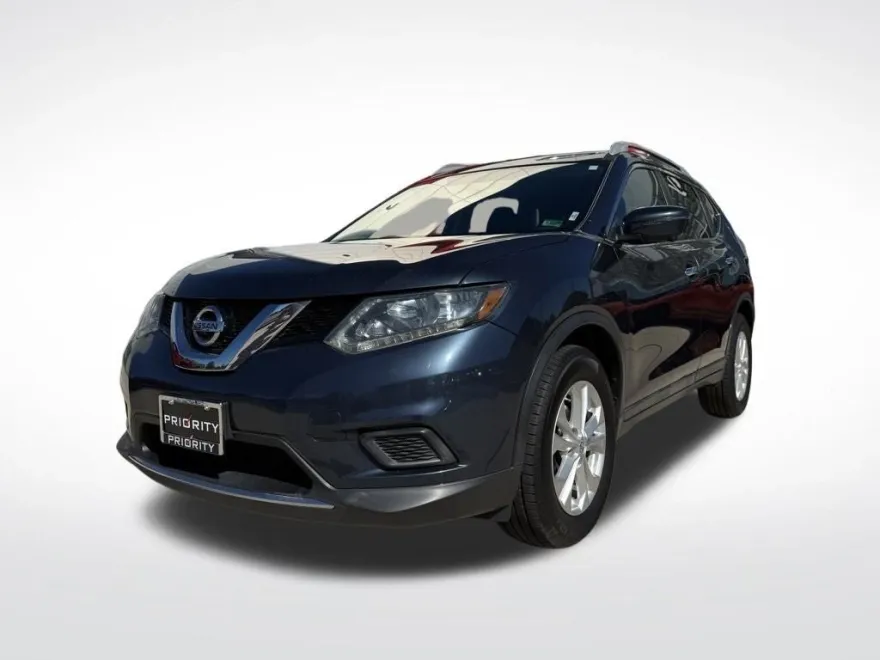 2016 Nissan Rogue SV photo 1