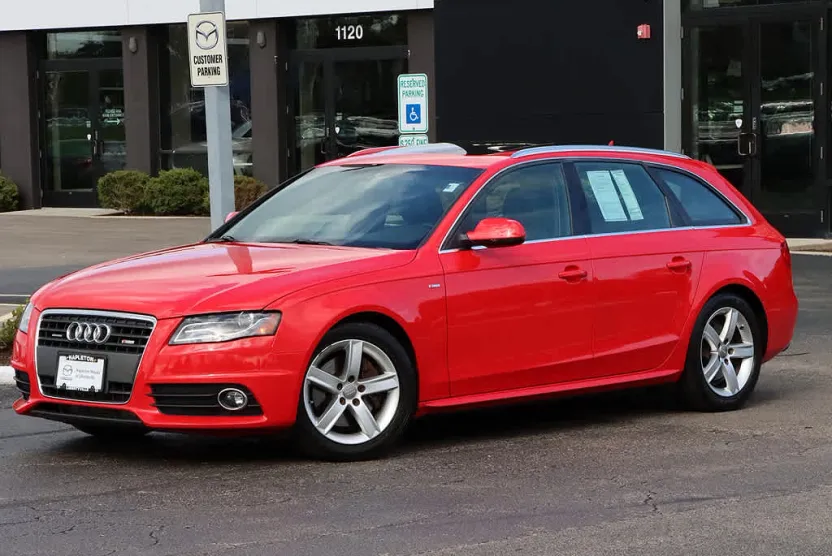 2010 Audi A4 2.0T Prestige photo 1