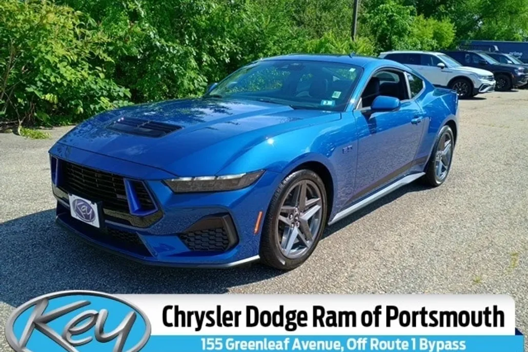2024 Ford Mustang GT Premium photo 1