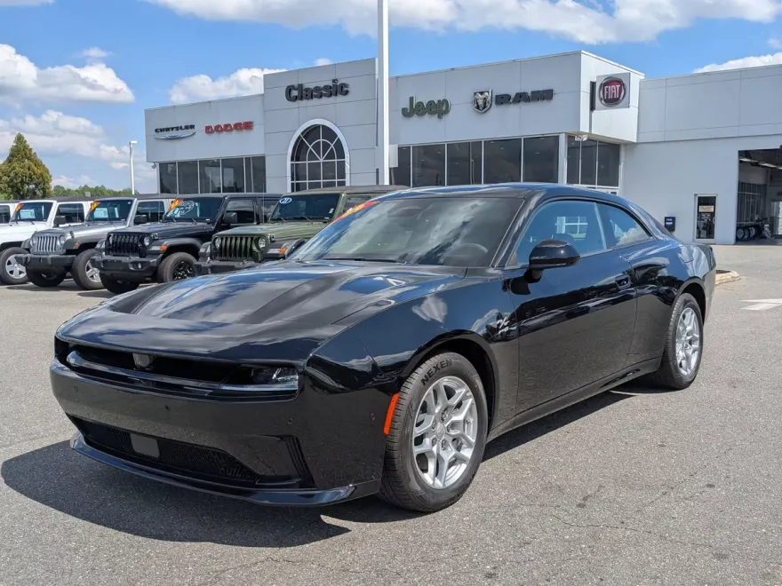 2025 Dodge Charger R/T photo 1