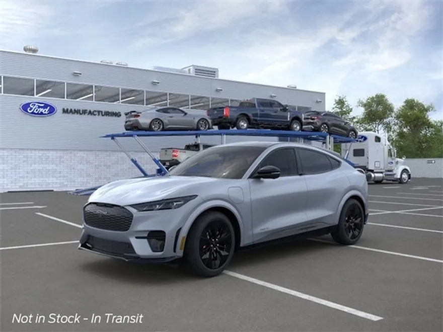 2025 Ford Mustang Mach-E GT photo 1