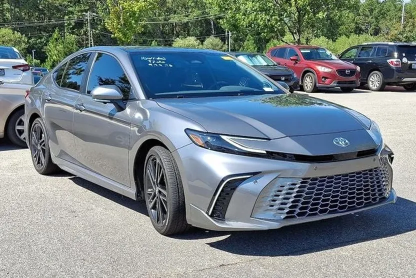 2025 Toyota Camry XSE photo 1