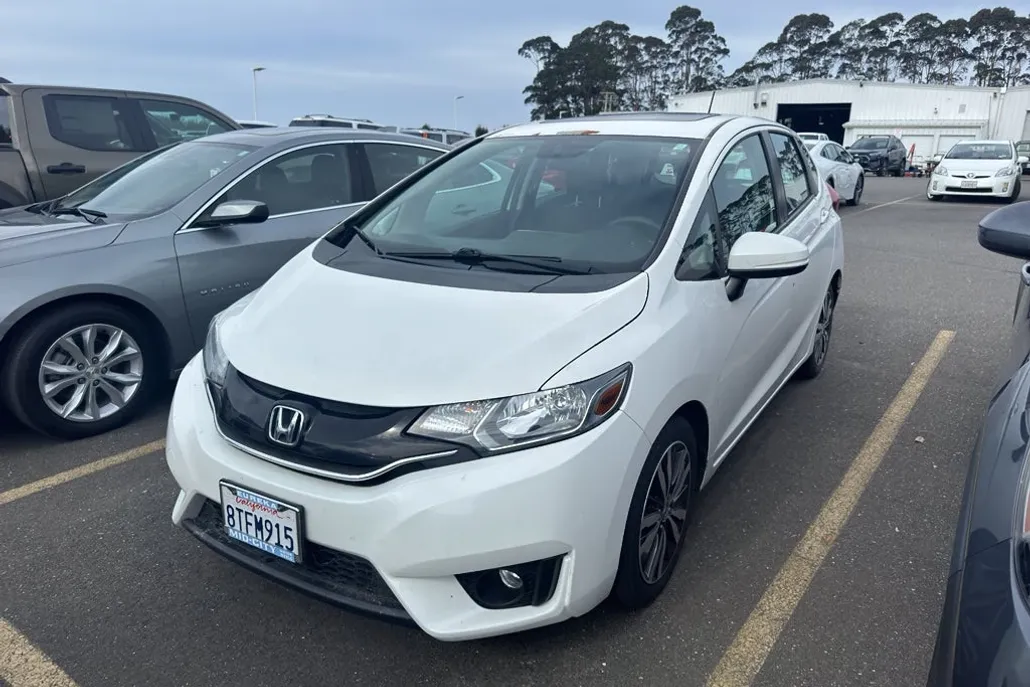 2015 Honda Fit EX-L photo 1
