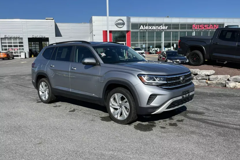2022 Volkswagen Atlas V6 SE Technology photo 1