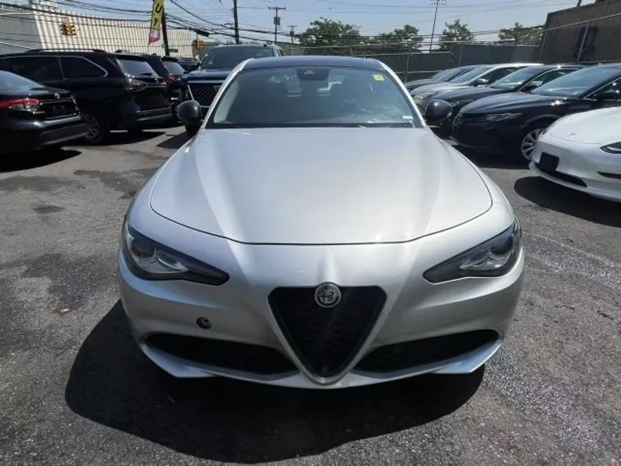 2021 Alfa Romeo Giulia SPRINT photo 1