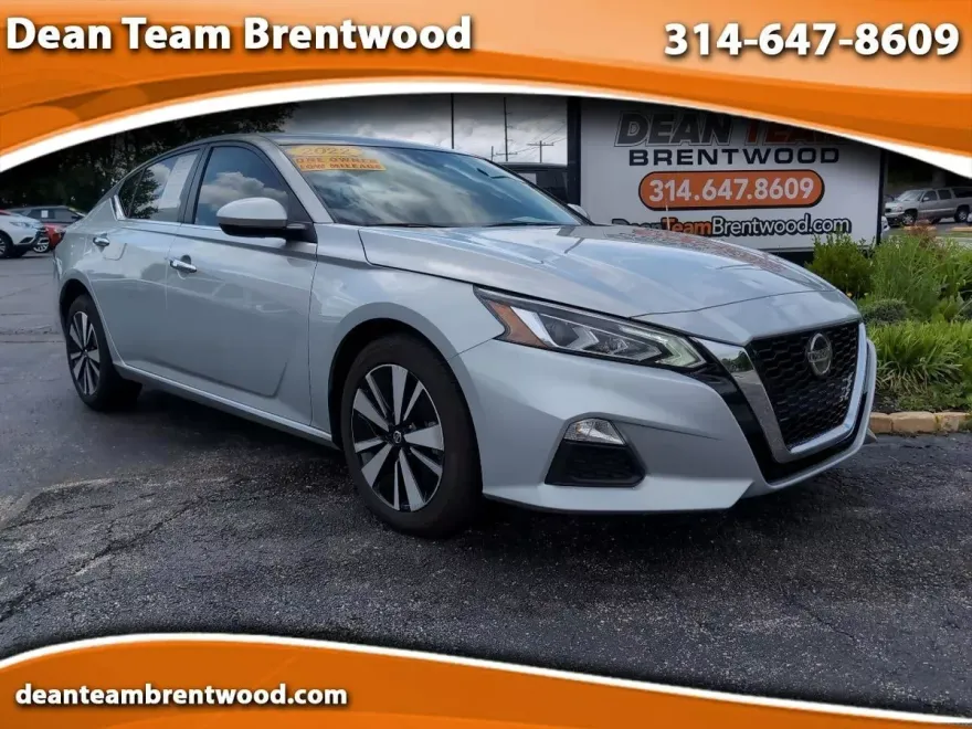 2022 Nissan Altima 2.5 SV photo 1