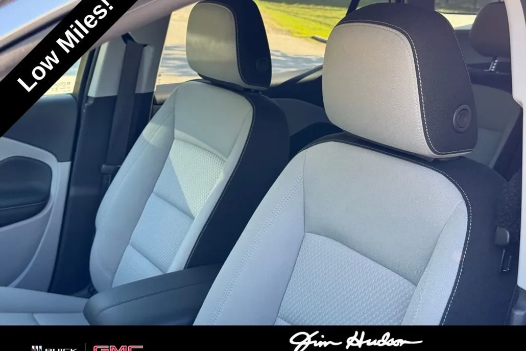 2024 Gmc Terrain SLE photo 1