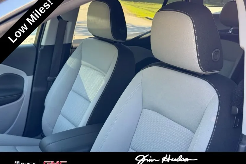 2024 Gmc Terrain SLE photo 1